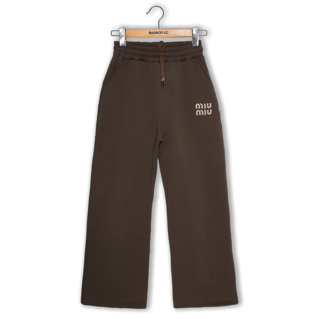  DarioBiachi 7W .  -      L 2025     ,,,98% ,2%,  ,Ƴ,, ,               ,        ,  ,  ,   ,     ,   , ,   , , , , ,  , ,  ,  ,  ,  ,  ,               