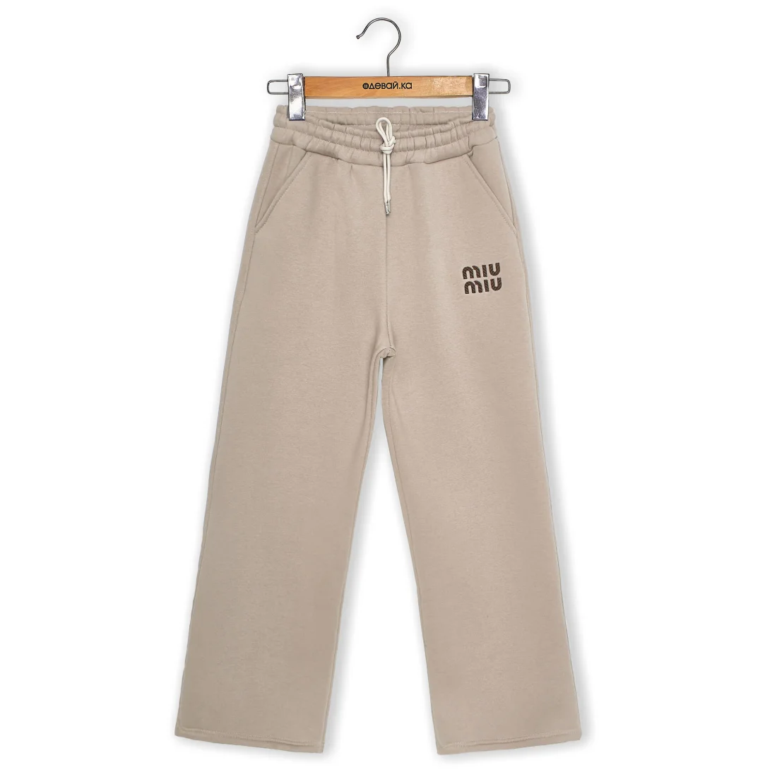  DarioBiachi 7W .  -      L 2025     ,,,98% ,2%,  ,Ƴ,, ,               ,        ,  ,  ,   ,     ,   , ,   , , , , ,  , ,  ,  ,  ,  ,  ,               